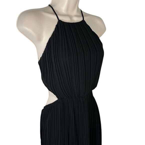 BCBGeneration Black Pleated Open Back Side Slit Maxi Dress - Picture 4 of 13